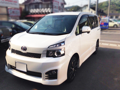 トヨタ VOXY