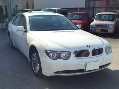 BMW 735i